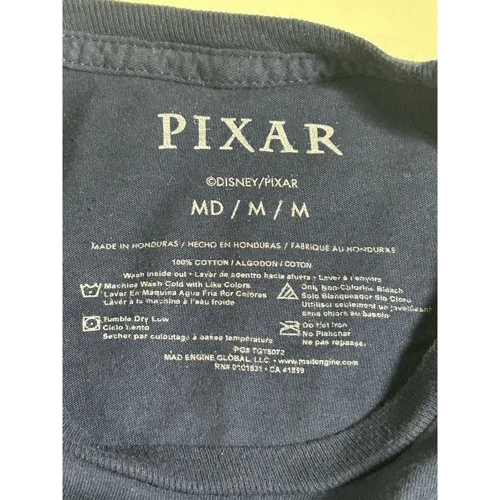 Disney Pixar Men's‎ Characters T-Shirt M Toy Story Monsters Inc Incredibles Nemo